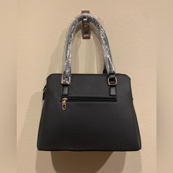 fashion boutique Bags Nwot Black Convertible Shoulder Bag Poshmark